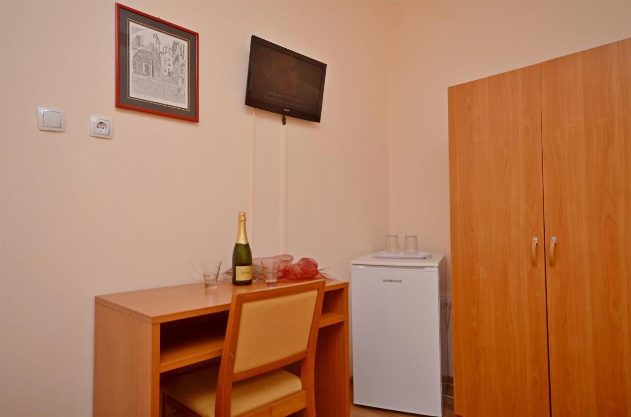 Apartment And Room Ivica Vodice Zewnętrze zdjęcie