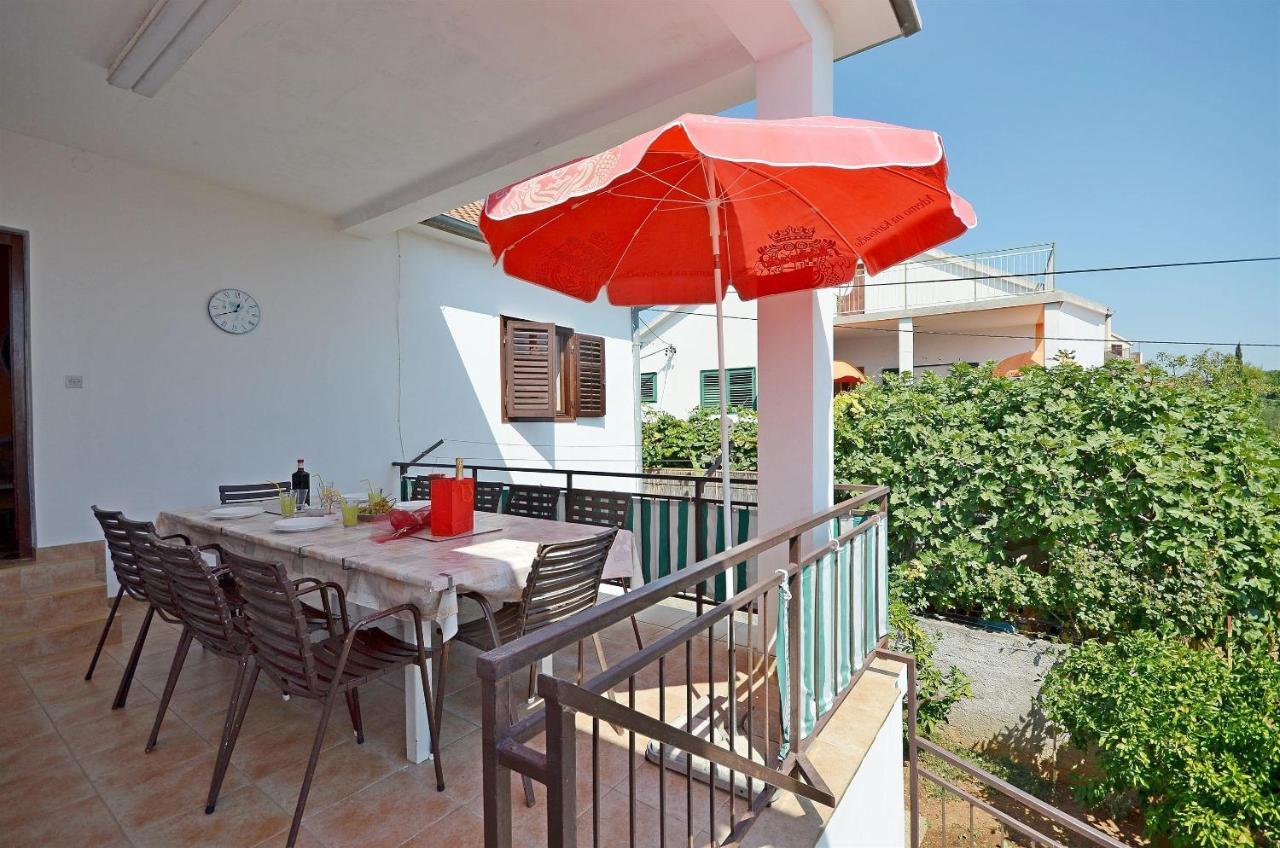 Apartment And Room Ivica Vodice Zewnętrze zdjęcie