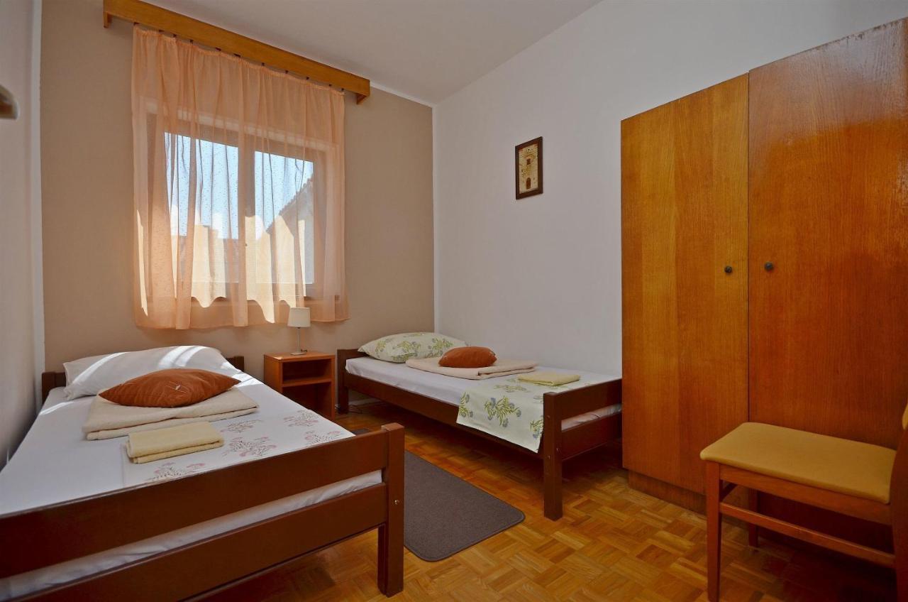 Apartment And Room Ivica Vodice Zewnętrze zdjęcie