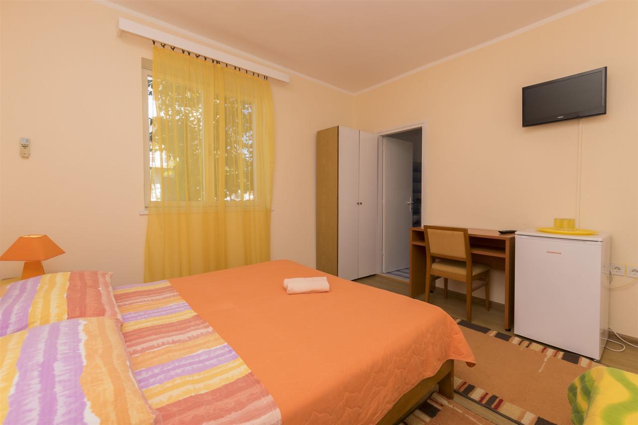 Apartment And Room Ivica Vodice Zewnętrze zdjęcie