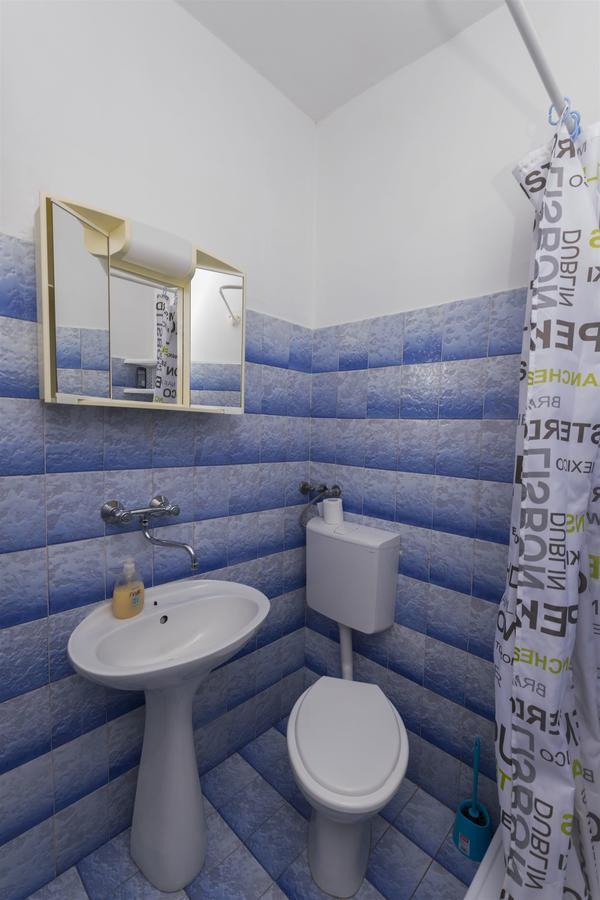 Apartment And Room Ivica Vodice Zewnętrze zdjęcie